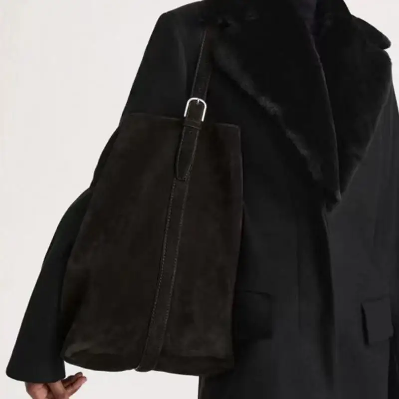 European and American retro suede frosted shoulder bag new commuting simple multifunctional large capacity portable shoulder bag